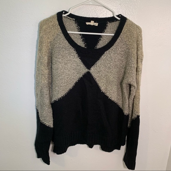 Hem & Thread Crewneck Sweater Black Beige Diamond - Picture 3 of 11